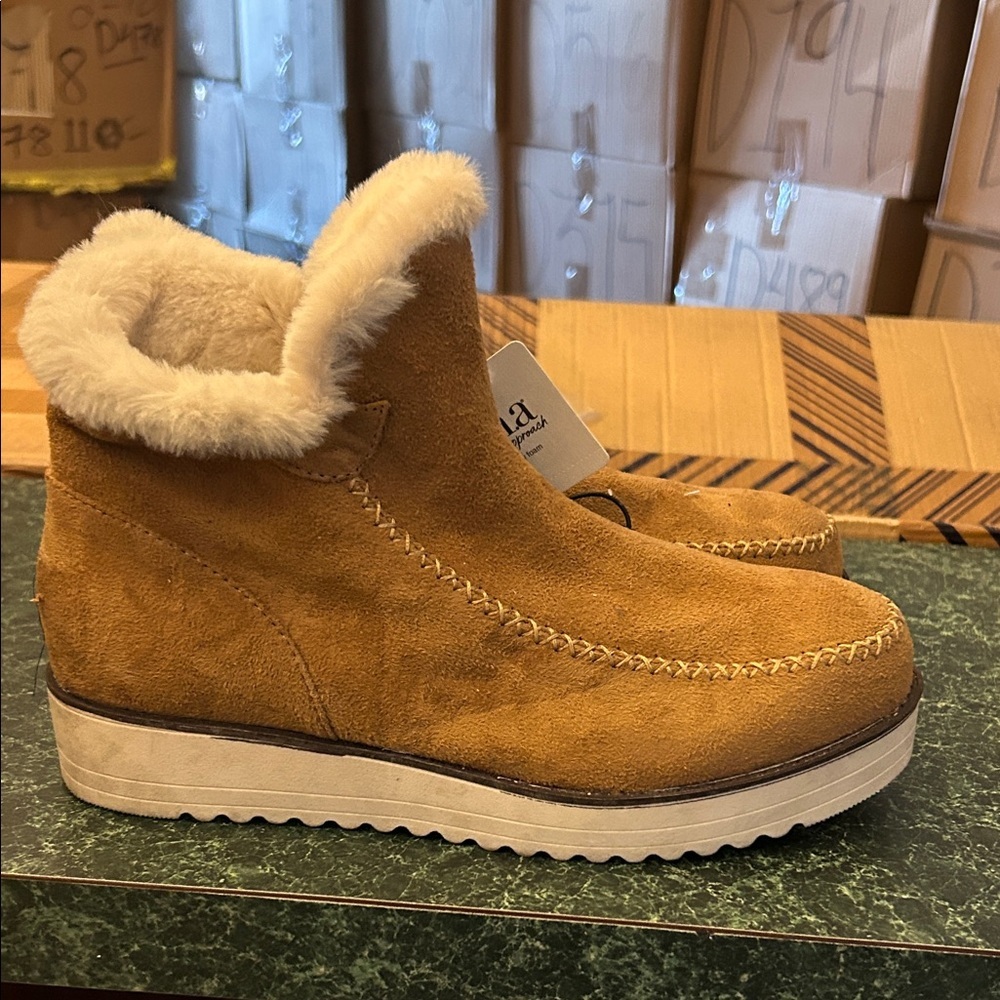 a.n.a Tan Winter Boots with Cream Fur Trim